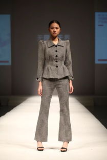 2019 高級定制服裝設(shè)計精品課程 報名中 名額有限